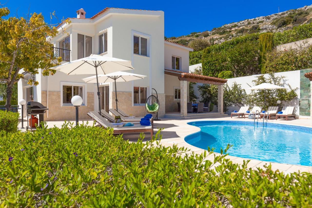 Villa Atlantica Peyia Exterior photo